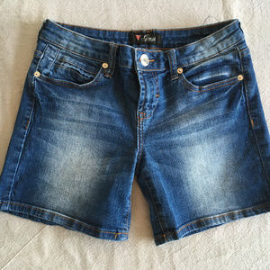 Guess - Denim shorts